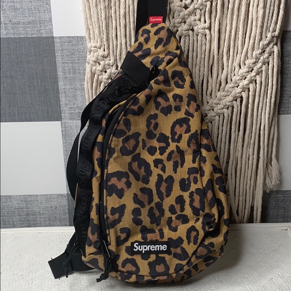 sling bag supreme original